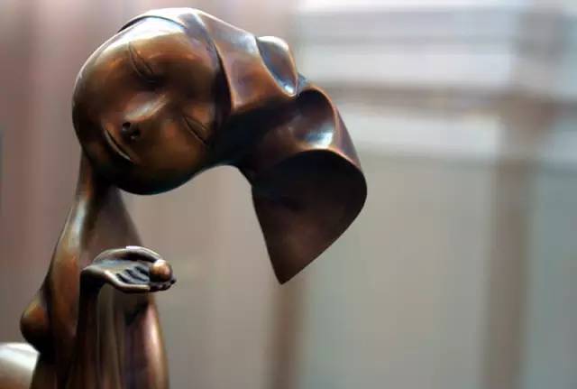 世界著名蒙古族雕塑大师达西作品，