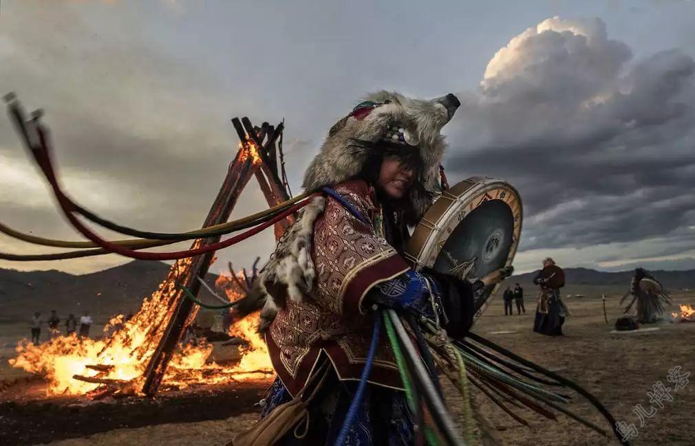 英国《卫报》(the guardian):蒙古的萨满祭祀仪式(高清组图)