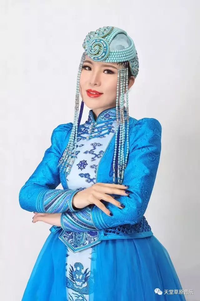 当代蒙古族最具潜质的青年歌手之一——图雅娜莎
