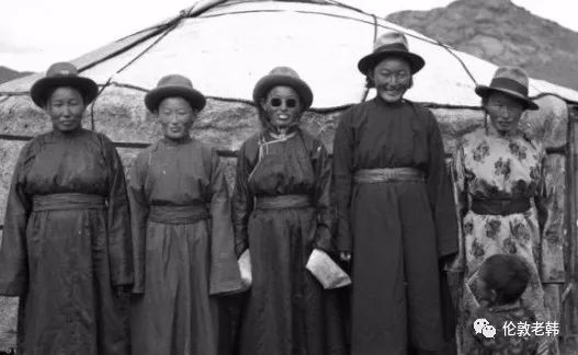 蒙古往事：1940s年代首都的人们