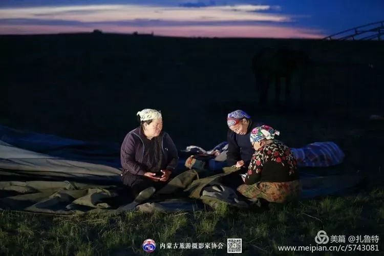 家乡美 | 包曙光摄影作品《草原额吉》