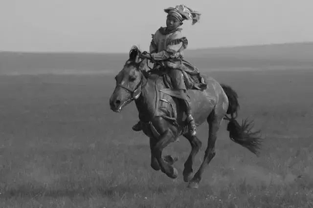 每个蒙文名字都有特别的意义，你的名字代表什么？ 第12张