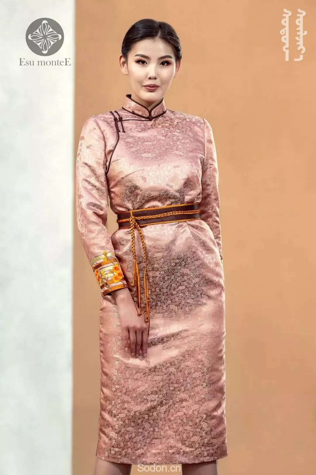 蒙古国Esu蒙古时装2019夏季新款首发! 第26张 蒙古国Esu蒙古时装2019夏季新款首发! 第26张