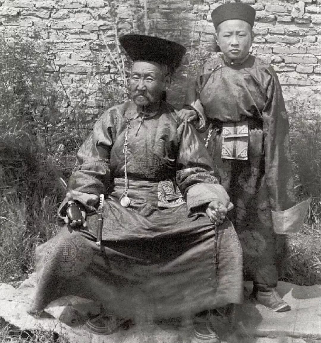 满清定制盟旗制度是为何导致蒙古族衰败! 第2张 满清定制盟旗制度是为何导致蒙古族衰败! 第2张