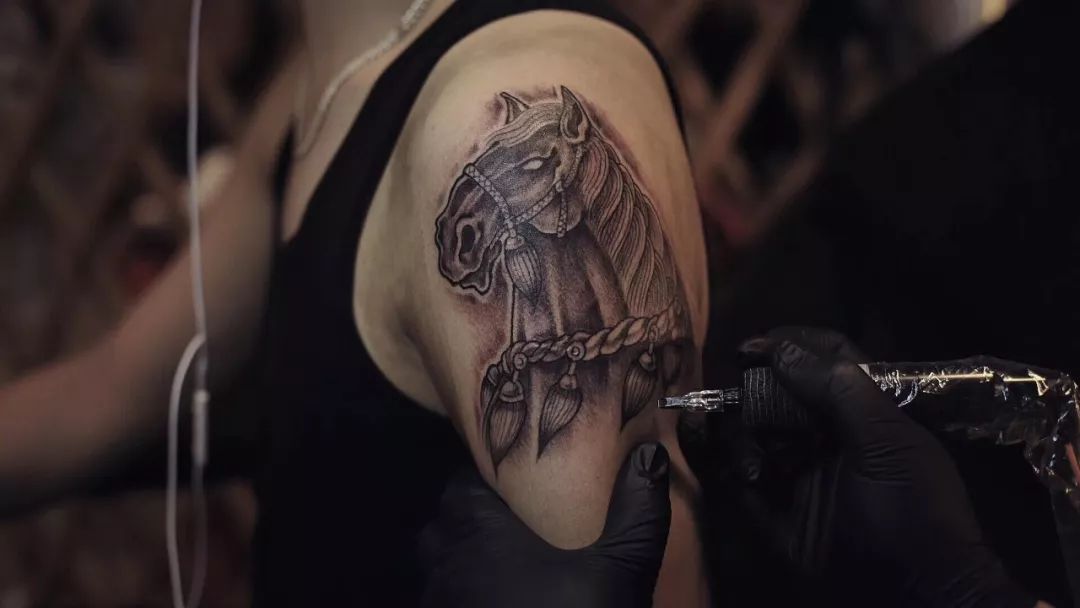 「無南刺青」盛夏来袭 除了花衬衫 我们还需要一个与众不同的蒙古刺青! 第39张 「無南刺青」盛夏来袭 除了花衬衫 我们还需要一个与众不同的蒙古刺青! 第39张