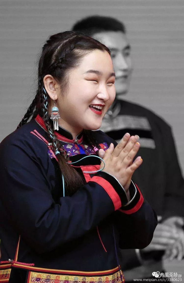 名师出高徒 | 记2016级呼伦贝尔民谣传承班音乐会 第4张 名师出高徒 | 记2016级呼伦贝尔民谣传承班音乐会 第4张