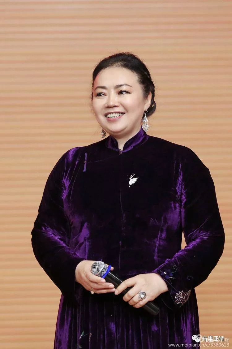 名师出高徒 | 记2016级呼伦贝尔民谣传承班音乐会 第22张 名师出高徒 | 记2016级呼伦贝尔民谣传承班音乐会 第22张