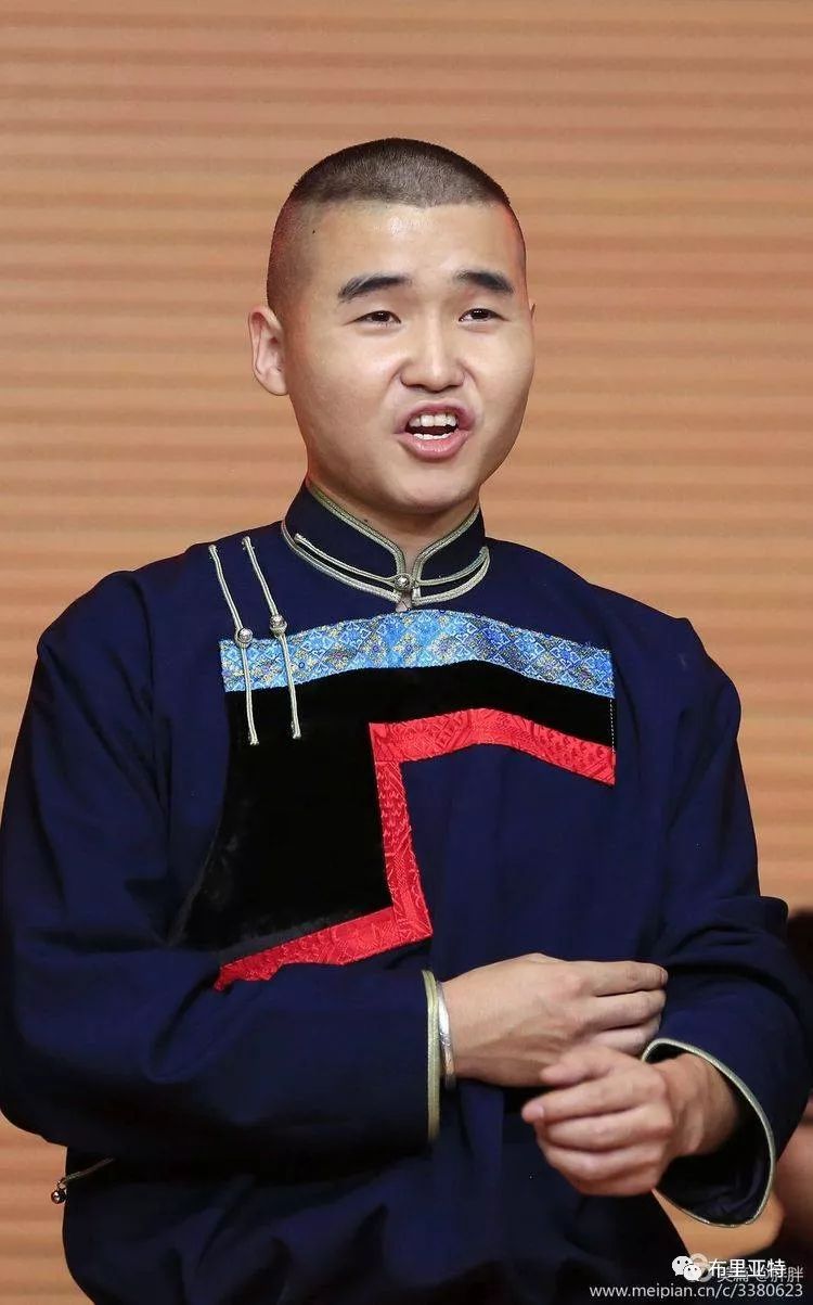 名师出高徒 | 记2016级呼伦贝尔民谣传承班音乐会 第30张 名师出高徒 | 记2016级呼伦贝尔民谣传承班音乐会 第30张