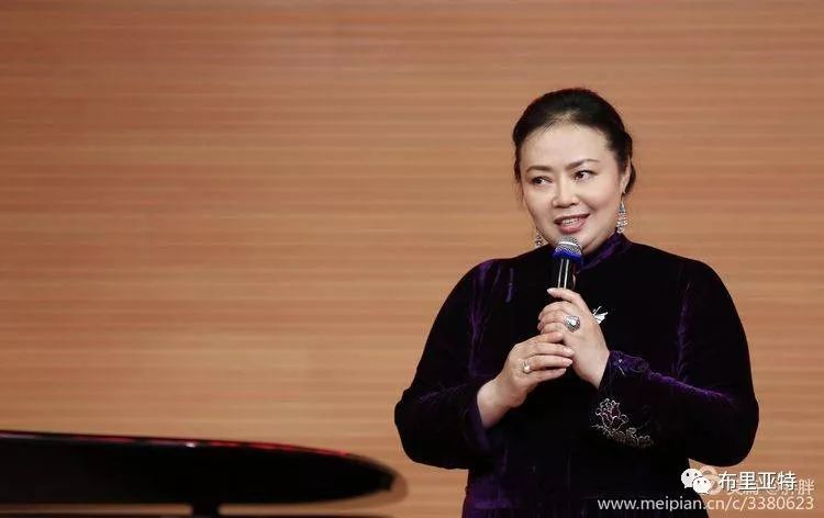 名师出高徒 | 记2016级呼伦贝尔民谣传承班音乐会 第28张 名师出高徒 | 记2016级呼伦贝尔民谣传承班音乐会 第28张