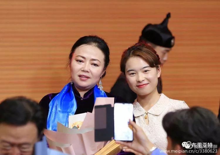 名师出高徒 | 记2016级呼伦贝尔民谣传承班音乐会 第38张 名师出高徒 | 记2016级呼伦贝尔民谣传承班音乐会 第38张