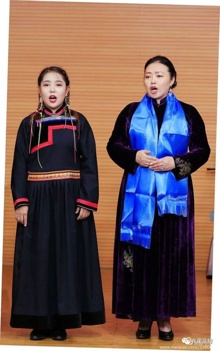 名师出高徒 | 记2016级呼伦贝尔民谣传承班音乐会 第46张 名师出高徒 | 记2016级呼伦贝尔民谣传承班音乐会 第46张