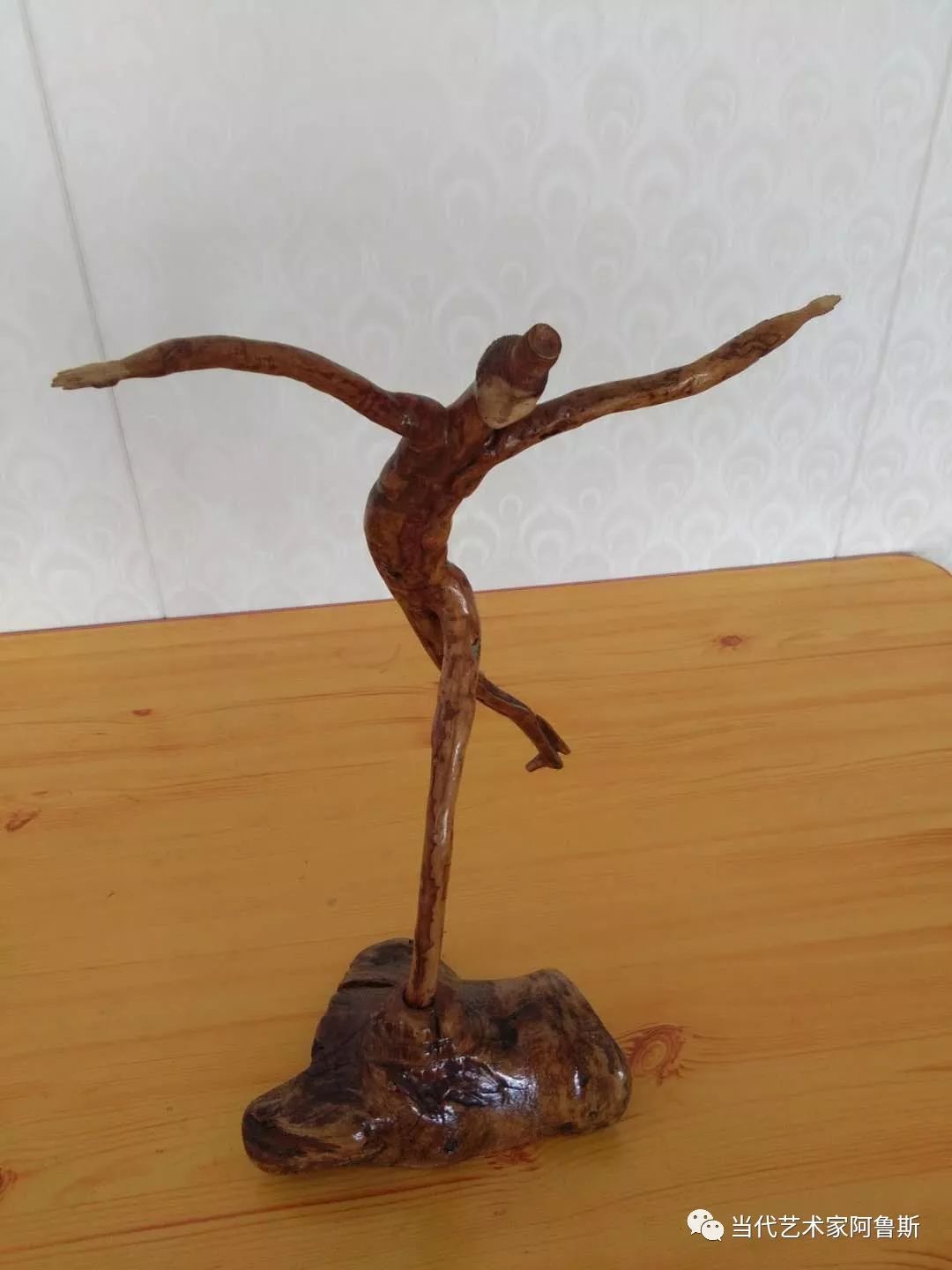 锡林郭勒草原民间艺人阿拉腾敖都的根雕艺术作品欣赏 第4张