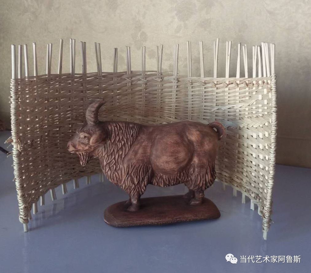 锡林郭勒草原民间艺人阿拉腾敖都的根雕艺术作品欣赏 第7张