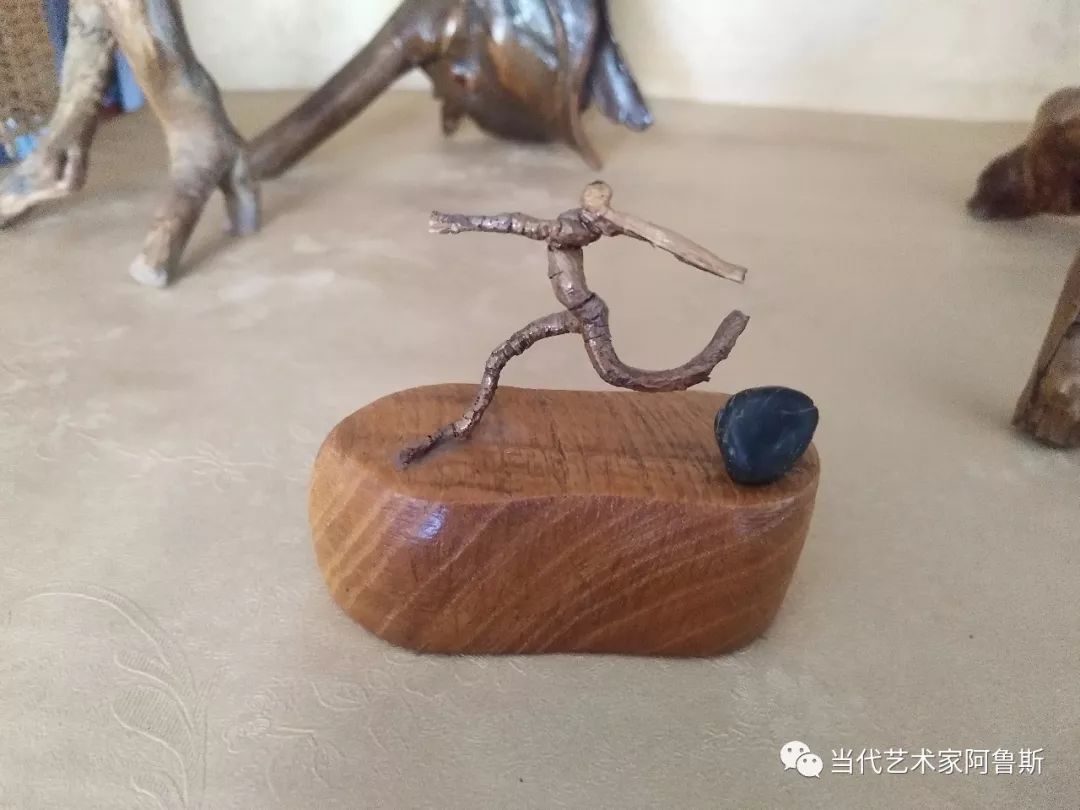 锡林郭勒草原民间艺人阿拉腾敖都的根雕艺术作品欣赏 第10张