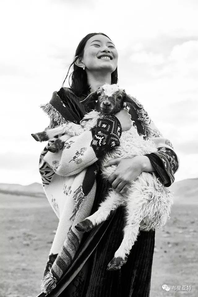 德国女摄影师埃斯特·哈泽拍摄的蒙古风作品 第2张