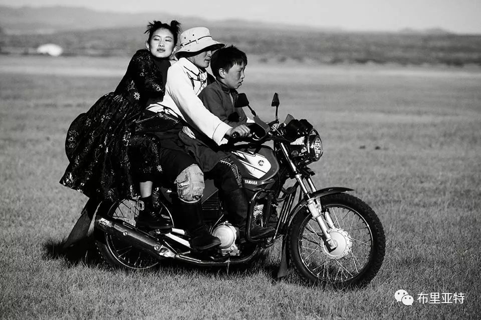 德国女摄影师埃斯特·哈泽拍摄的蒙古风作品 第13张