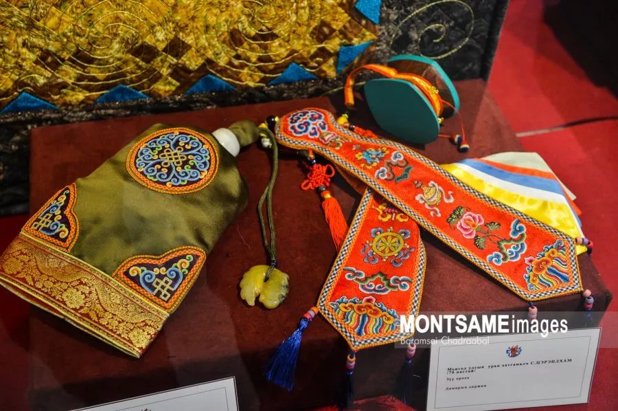 博格达汗故宫举世无双的蒙古刺绣展欣赏，太精美了！ 第2张