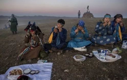 英国《卫报》：蒙古萨满习俗 第8张