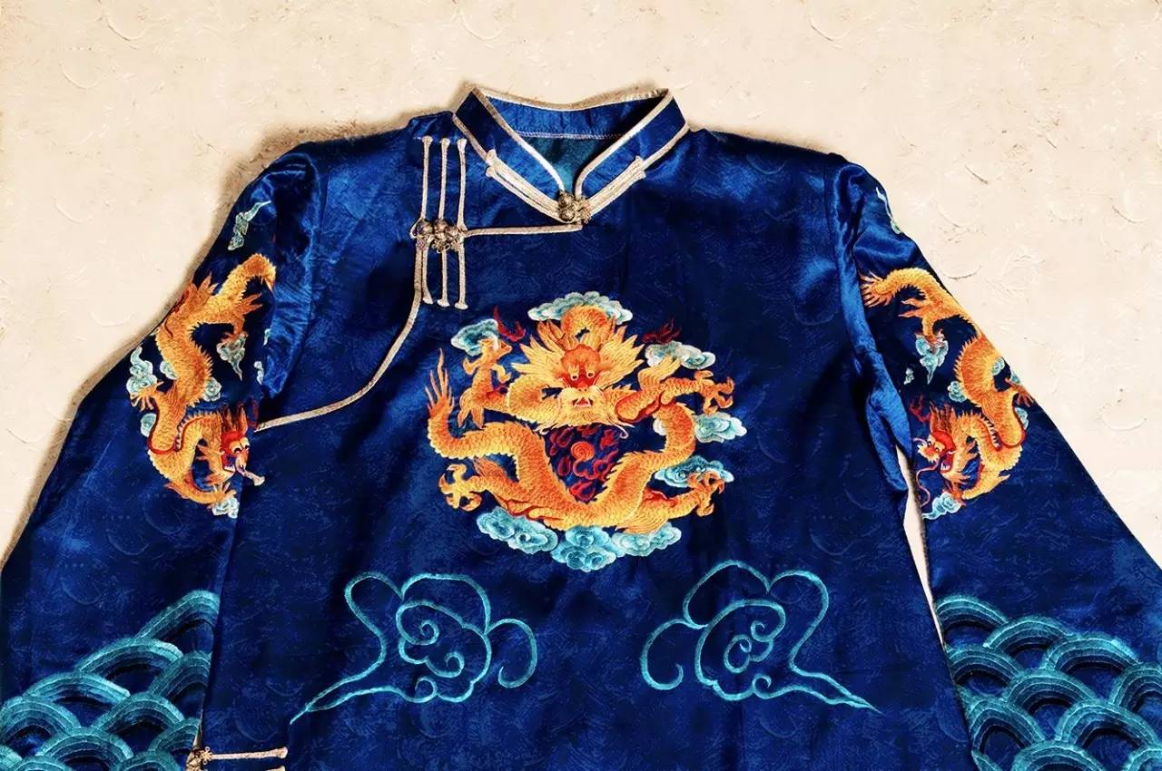 蒙古族服装服饰艺术文化盛宴 刮起吸引国内外目光的草原民族风__凤凰网