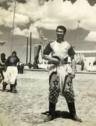 内蒙古舞蹈名家系列之——查干朝鲁 第33张 内蒙古舞蹈名家系列之——查干朝鲁 第33张 内蒙古舞蹈名家系列之——查干朝鲁 蒙古文化