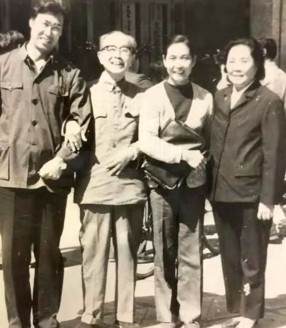 内蒙古舞蹈名家系列之——查干朝鲁 第35张 内蒙古舞蹈名家系列之——查干朝鲁 第35张 内蒙古舞蹈名家系列之——查干朝鲁 蒙古文化