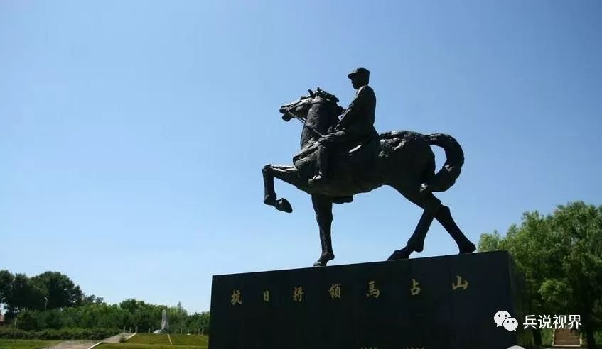 19岁蒙古族骑兵，单刀活捉少将，砍杀40敌军，徐悲鸿作画致敬