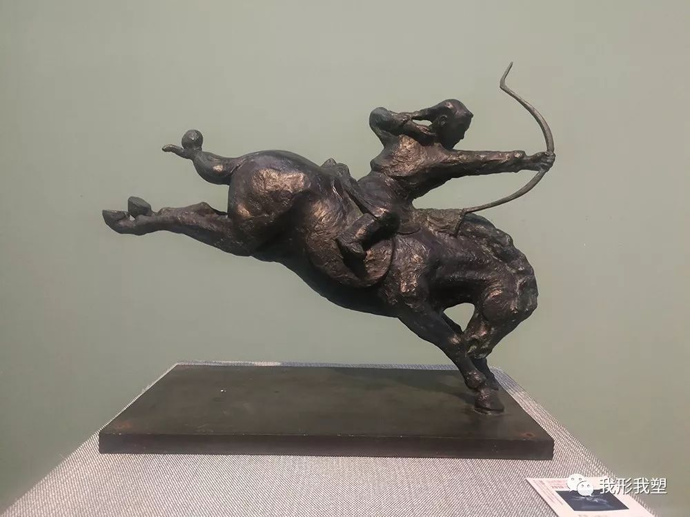 【雕塑展览】庆祝中华人民共和国成立70周年“蒙古马·雕塑·研究”展 第41张 【雕塑展览】庆祝中华人民共和国成立70周年“蒙古马·雕塑·研究”展 第41张