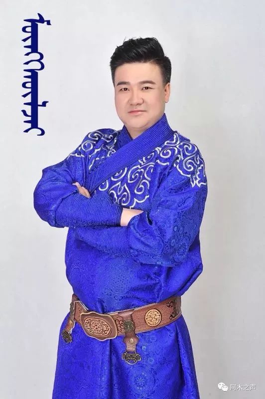 【蒙古音乐】孟和乌力吉全新MV《白云的故乡》 唱出深深故乡情