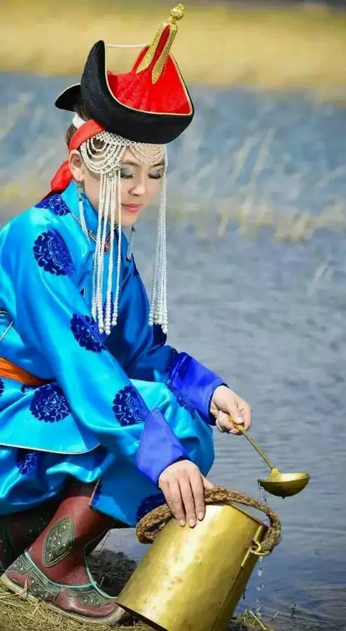 一个女孩总结的蒙古女人性格,说的超准!