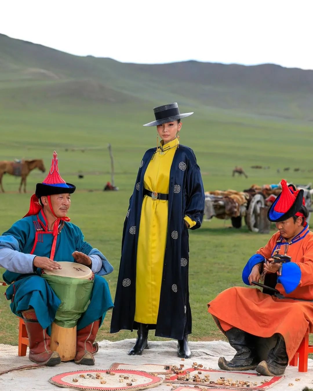 漫画头像 of 阿拉善和硕特蒙古|Haira绘制-草原元素---蒙古元素 Mongolia Elements