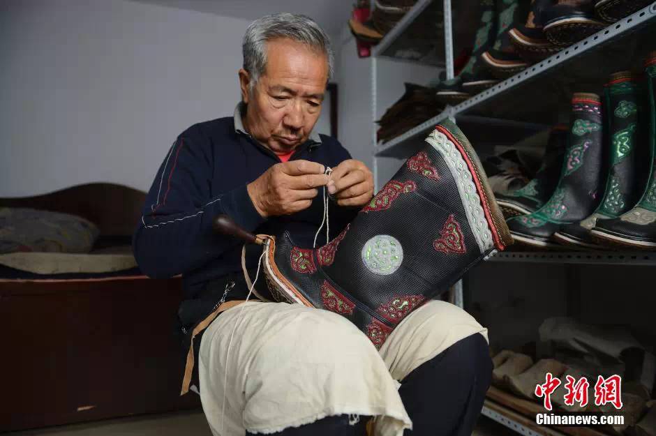 蒙古族传统民族工艺·蒙古靴