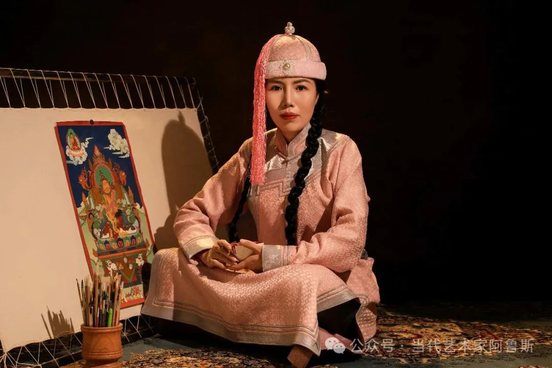 展讯｜传承与魅力——女艺家欧图红巴义尔唐卡艺术精品个展